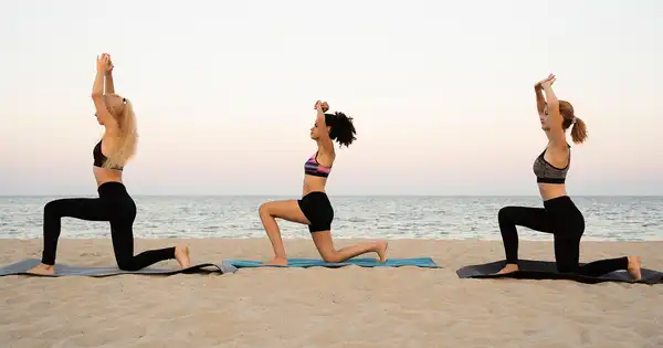 Yoga op het strand